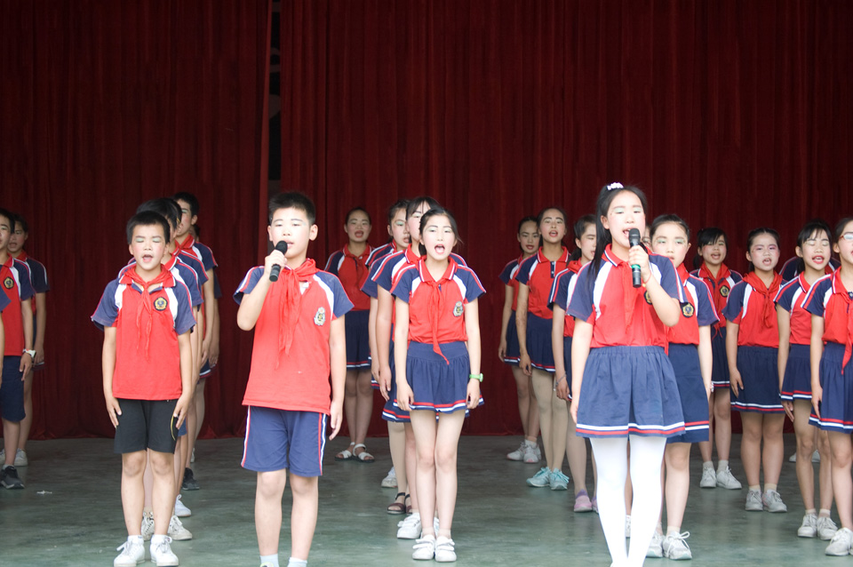 ���|Ů�ӌW(xu��)У