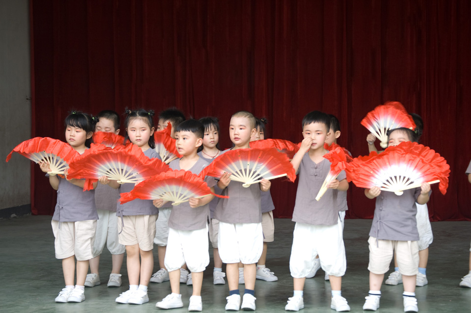 ���|Ů�ӌW(xu��)У