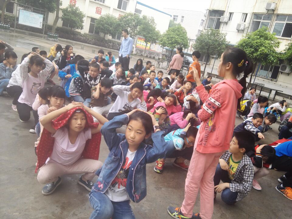 ���|Ů�ӌW(xu��)У