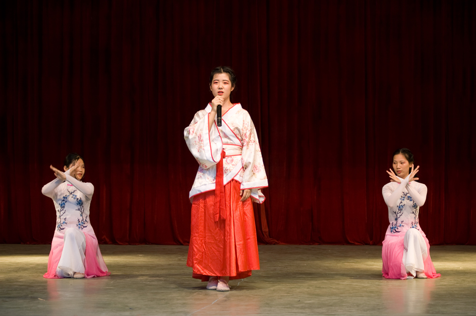 ���|Ů�ӌW(xu��)У