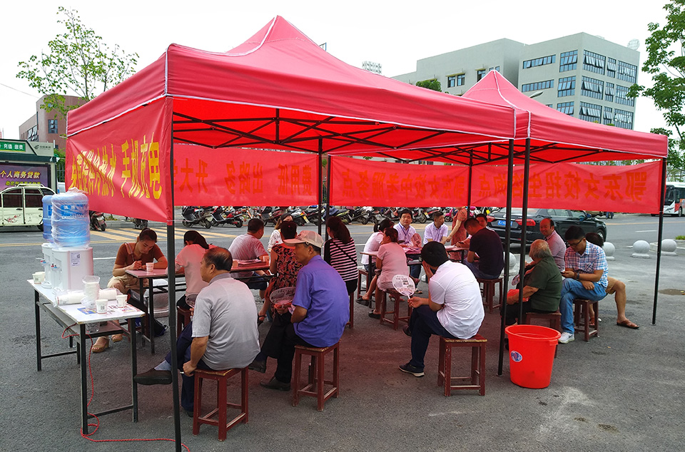 ���|Ů�ӌWУ