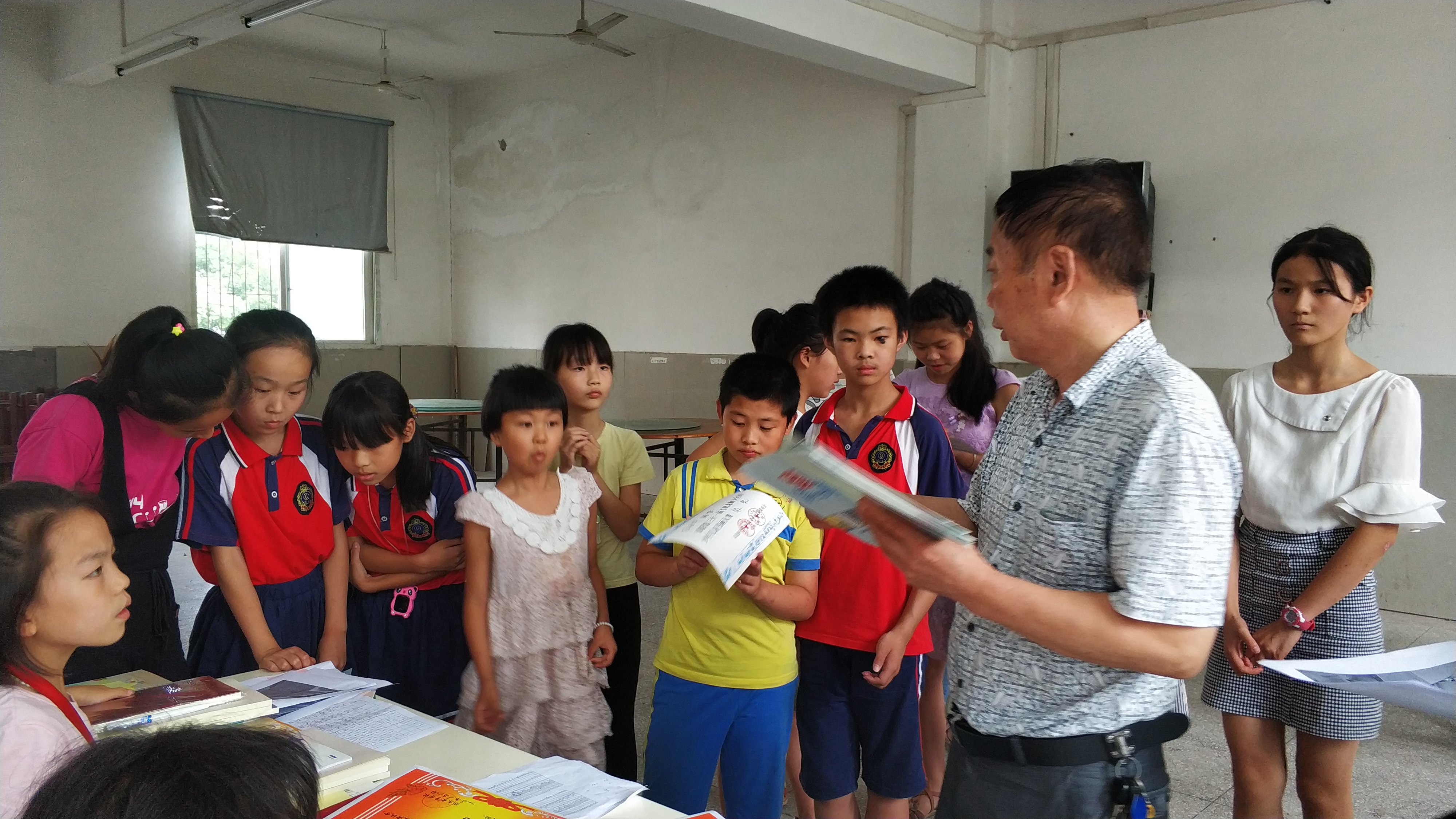 ���|Ů�ӌW(xu��)У