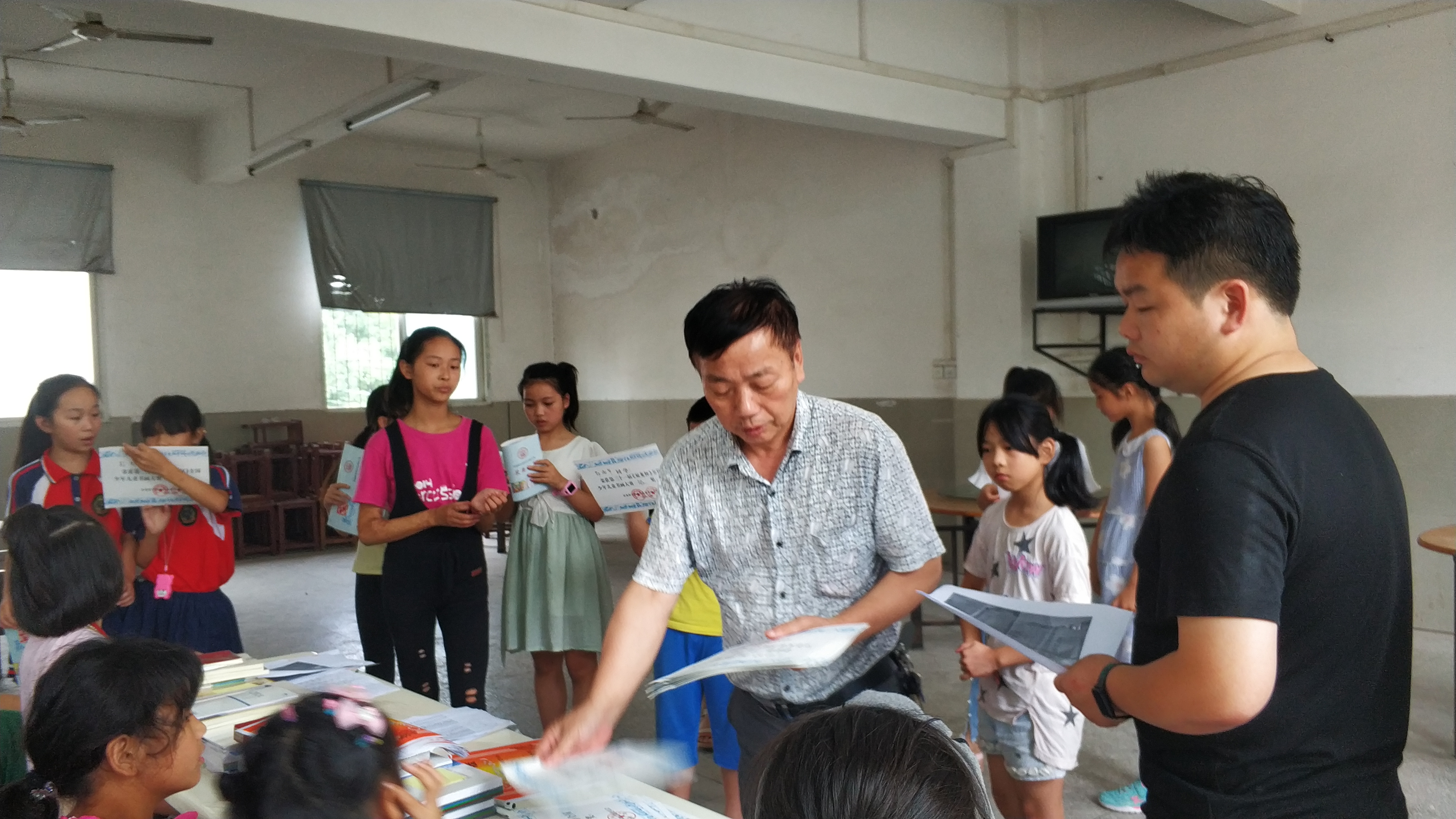 ���|Ů�ӌW(xu��)У