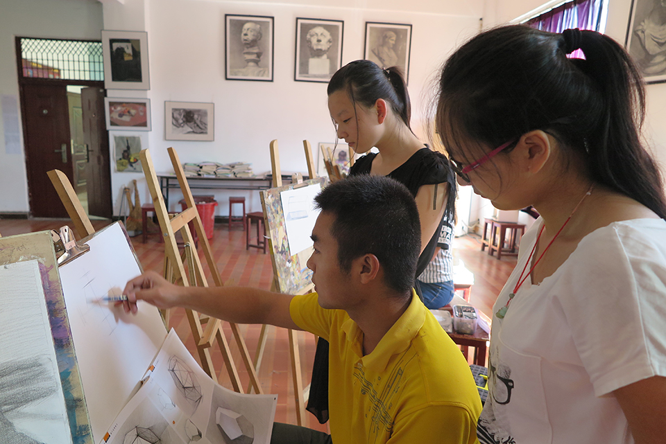 ���|Ů�ӌW(xu��)У