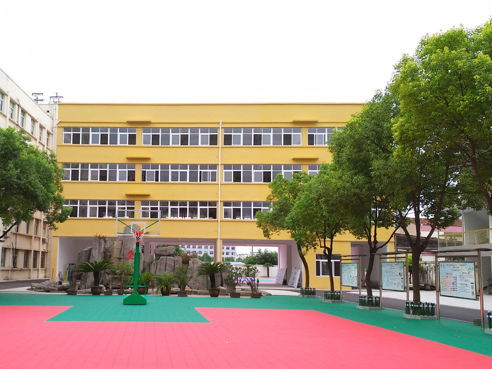 ���|Ů�ӌW(xu��)У