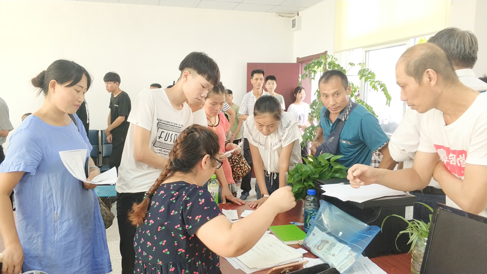 ���|Ů�ӌW(xu��)У