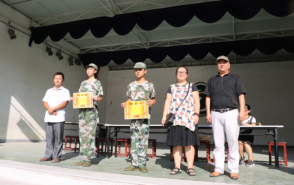 ���|Ů�ӌW(xu��)У