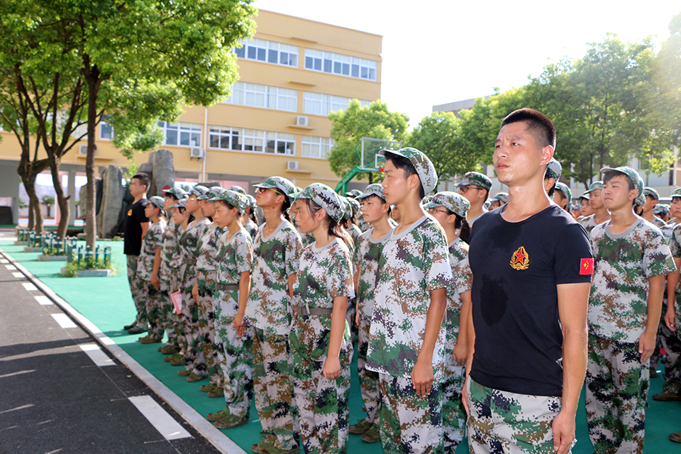 ���|Ů�ӌW(xu��)У