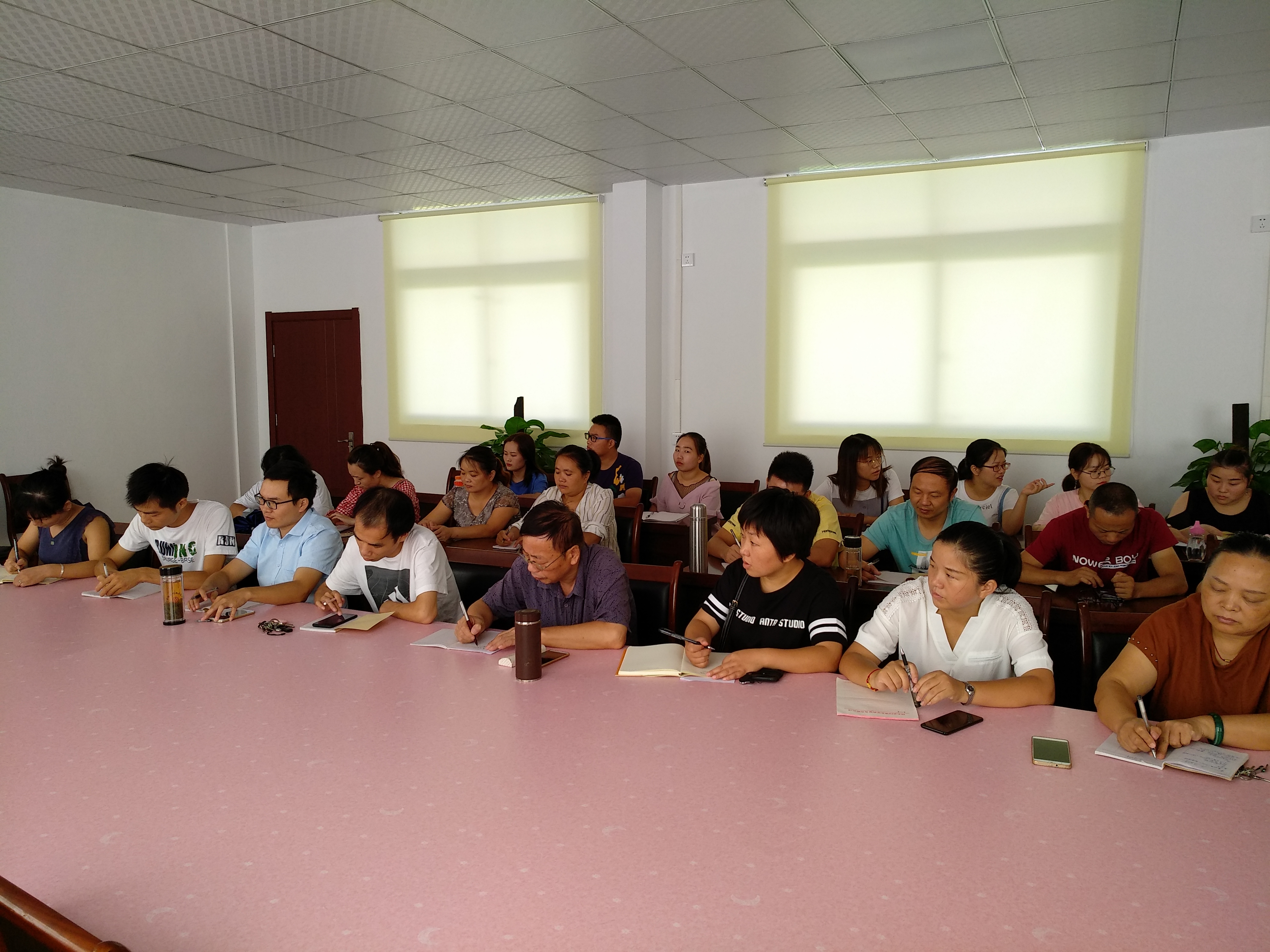 ���|Ů�ӌW(xu��)У