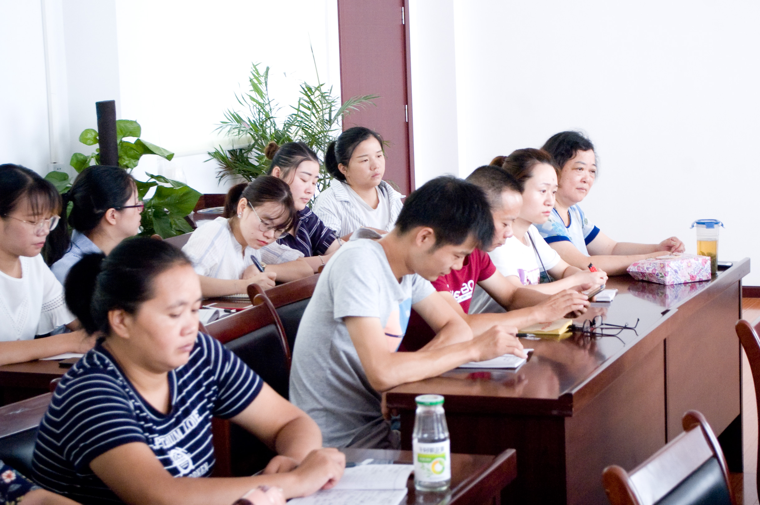 ���|Ů�ӌW(xu��)У