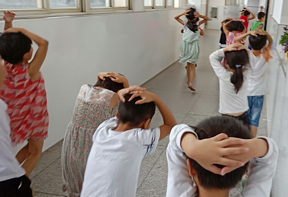 ���|Ů�ӌWУ