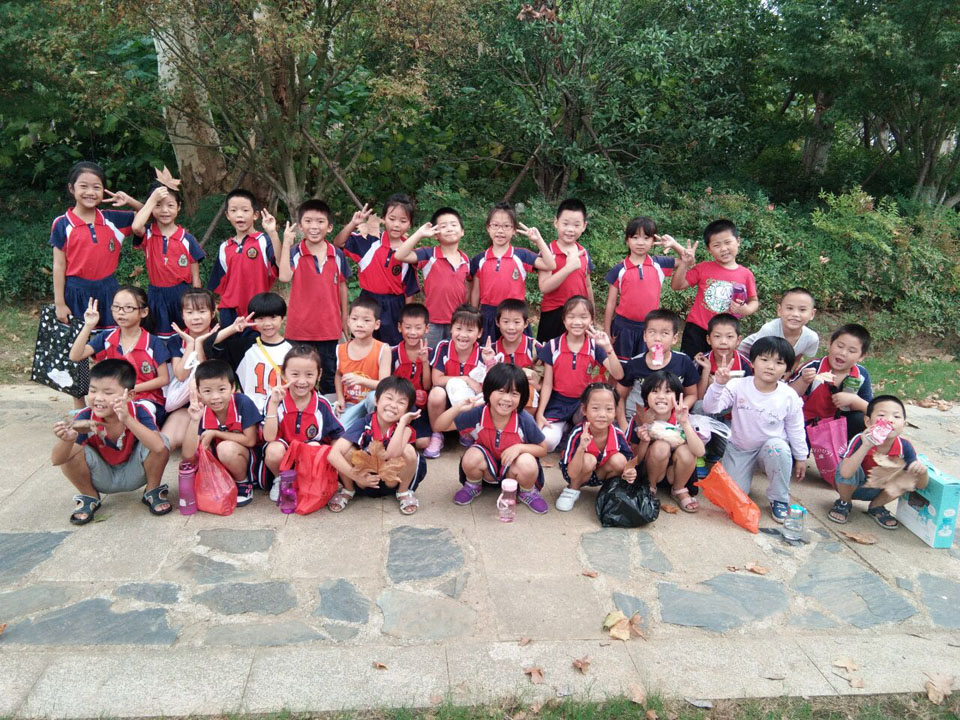 ���|Ů�ӌW(xu��)У