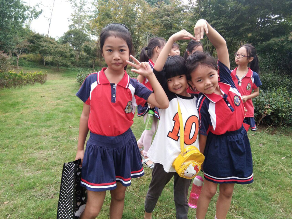 ���|Ů�ӌW(xu��)У