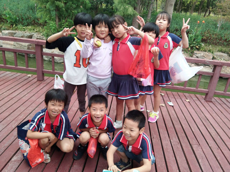 ���|Ů�ӌW(xu��)У