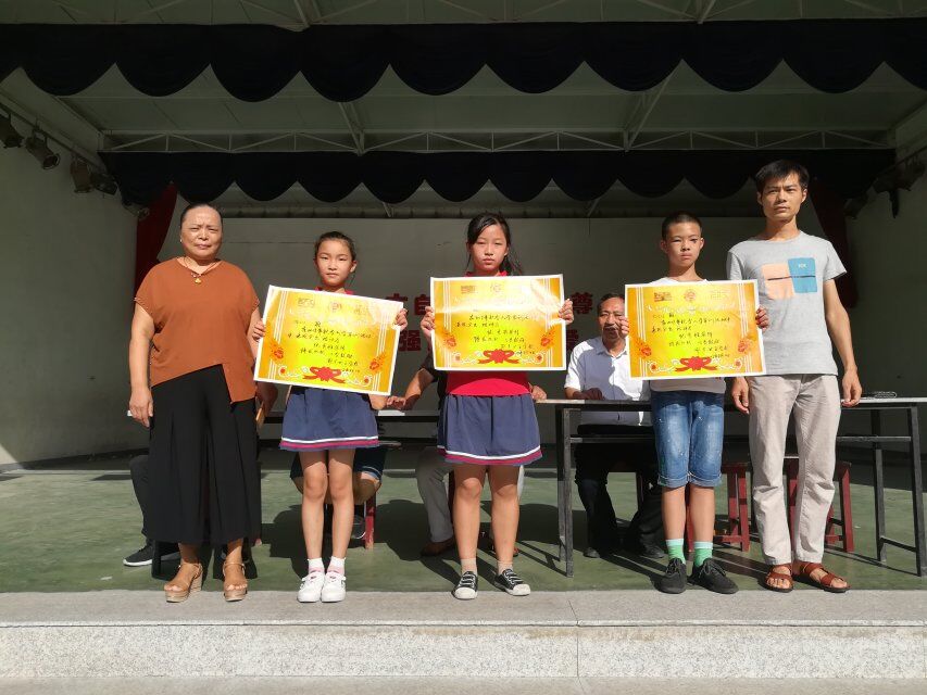 ���|Ů�ӌW(xu��)У