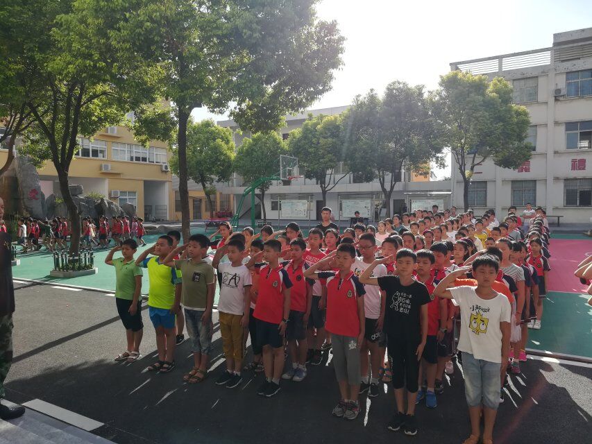 ���|Ů�ӌW(xu��)У