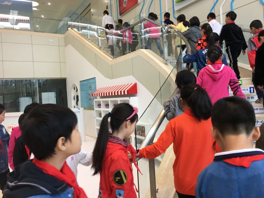 ���|Ů�ӌW(xu��)У