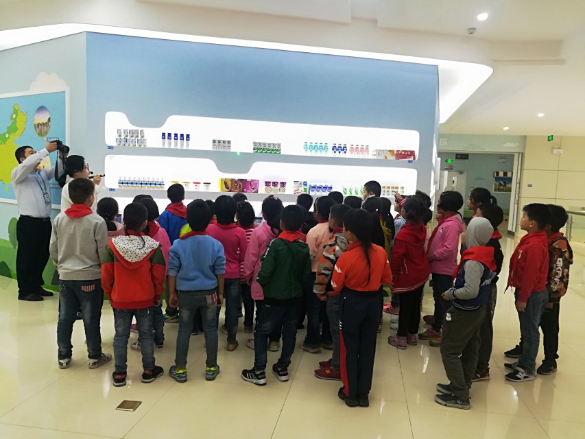 ���|Ů�ӌW(xu��)У