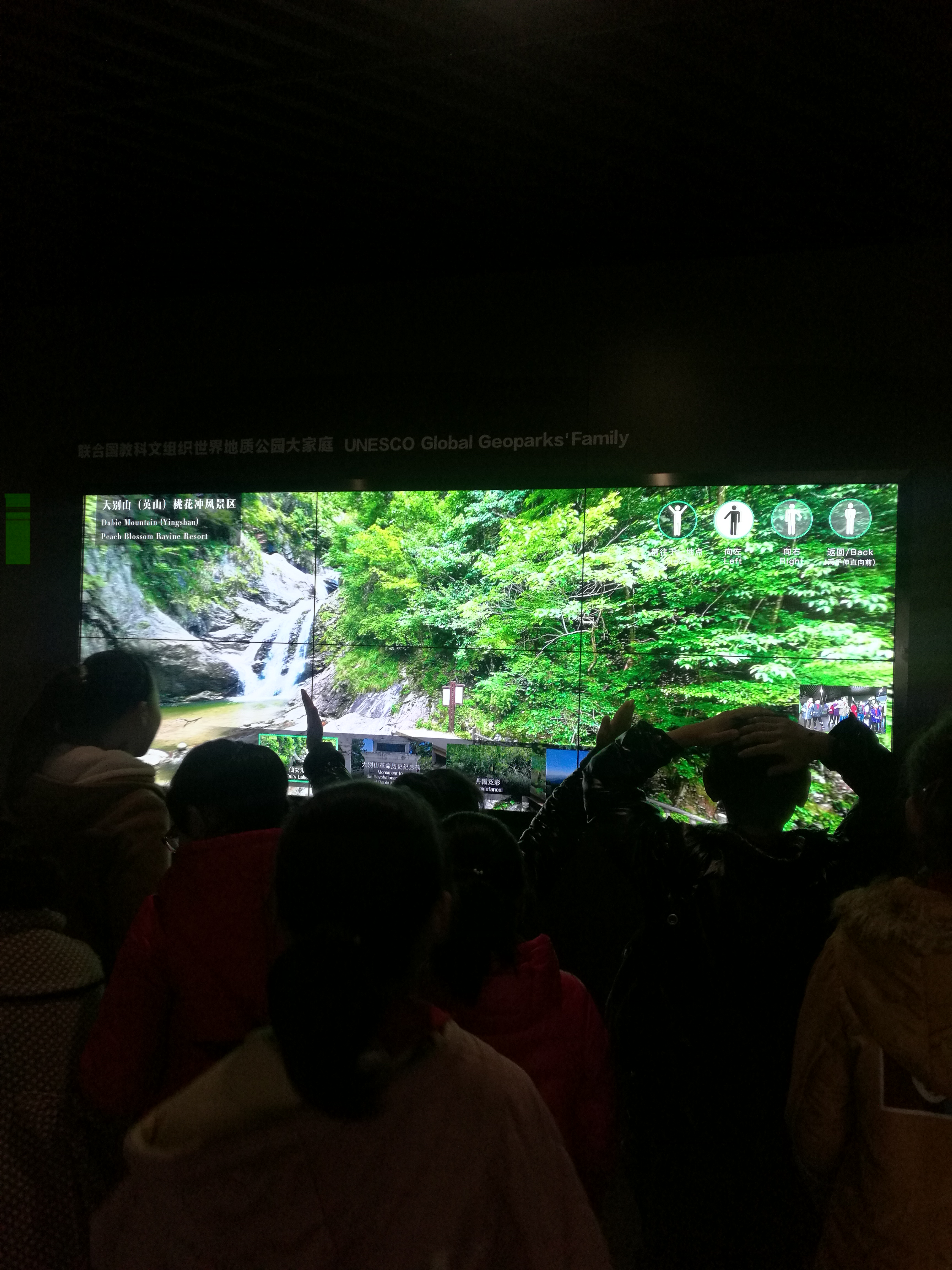 ���|Ů�ӌW(xu��)У