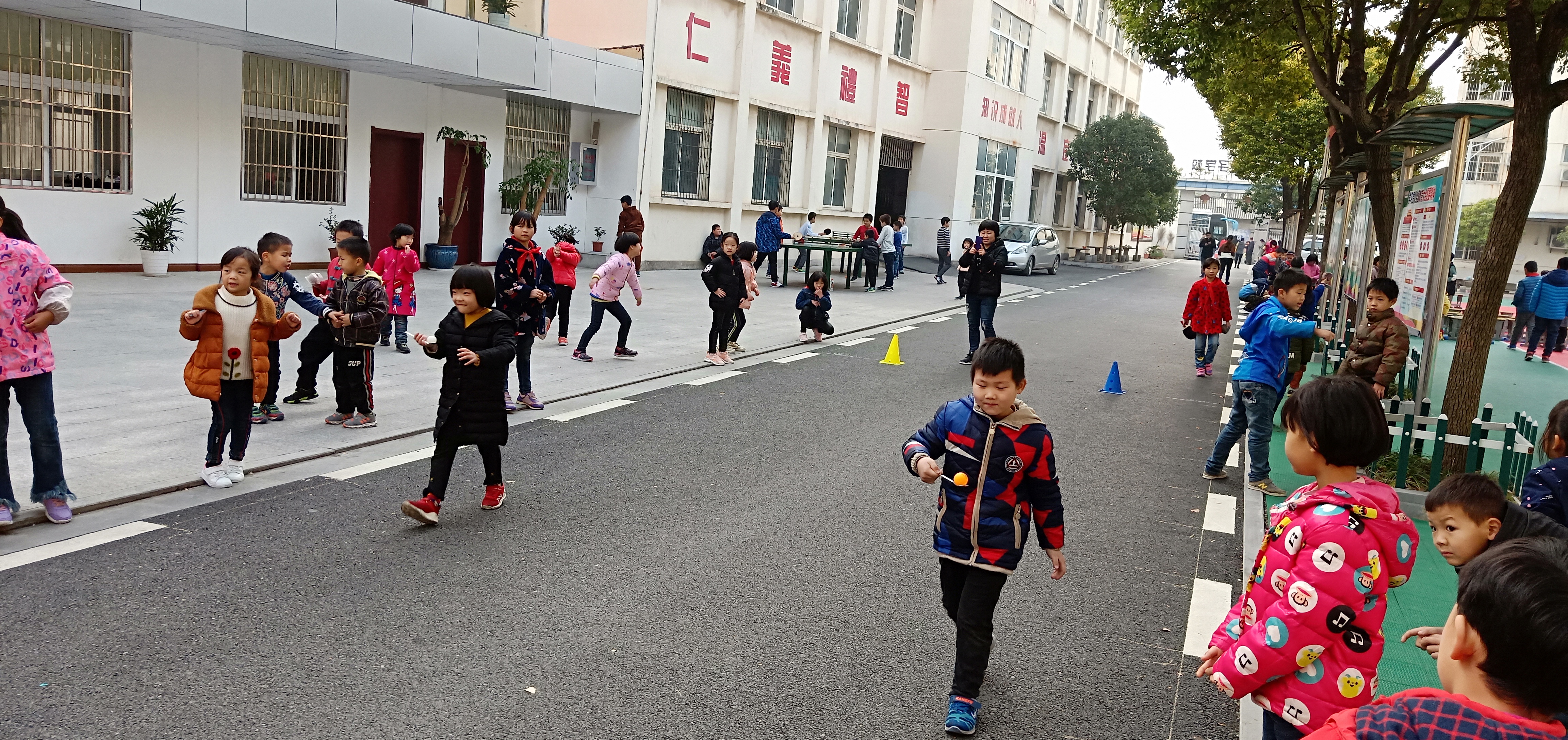 ���|Ů�ӌW(xu��)У