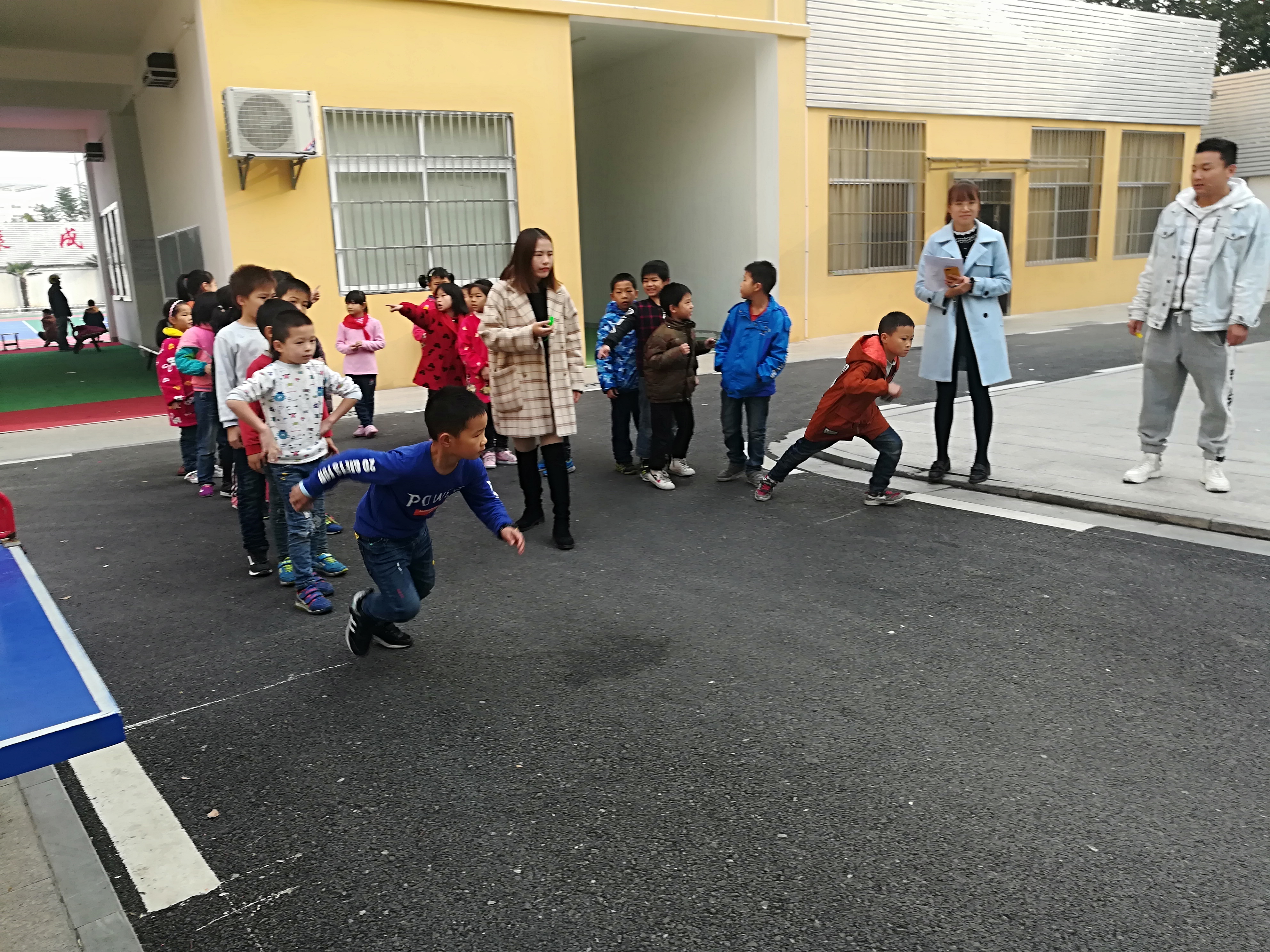 ���|Ů�ӌW(xu��)У