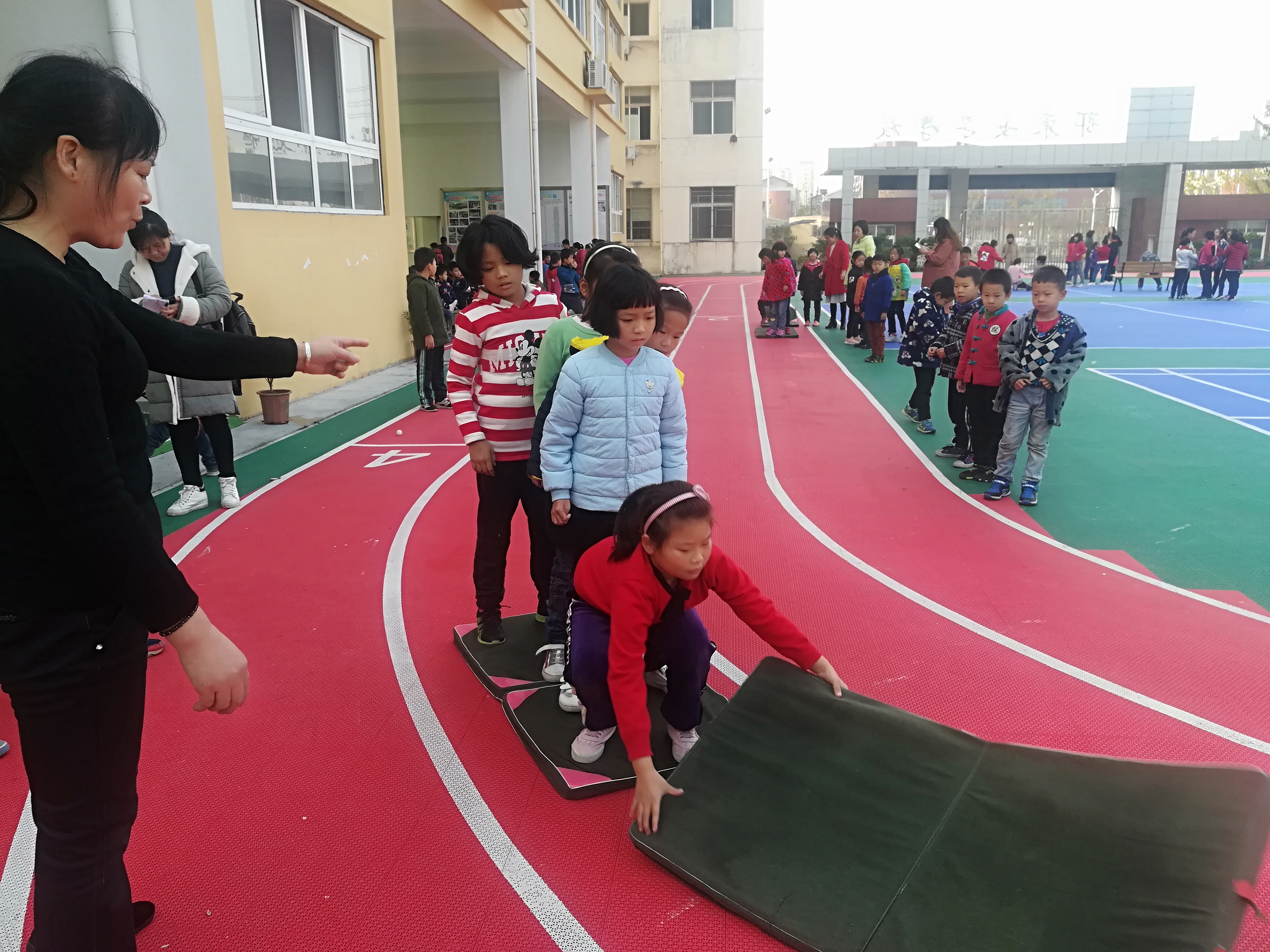 ���|Ů�ӌW(xu��)У