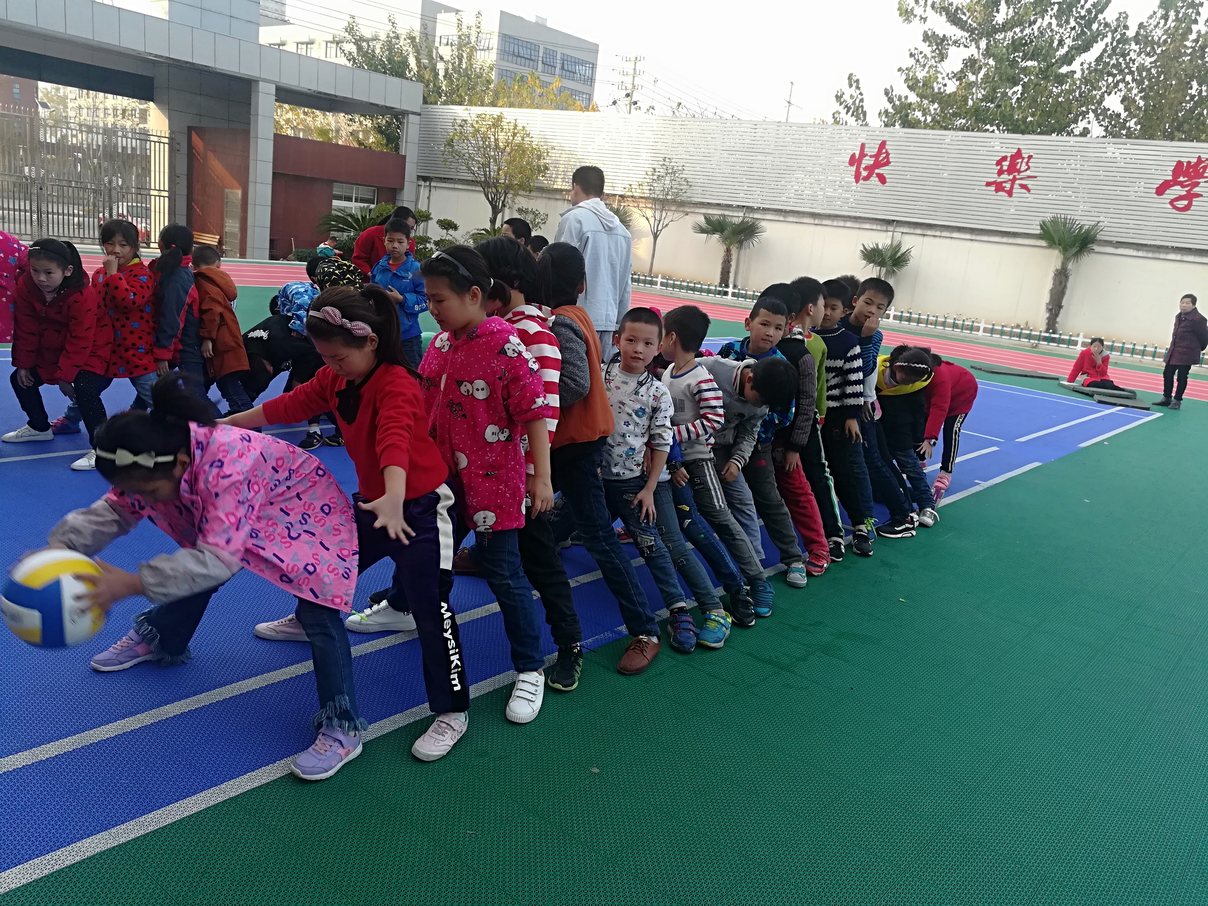 ���|Ů�ӌW(xu��)У