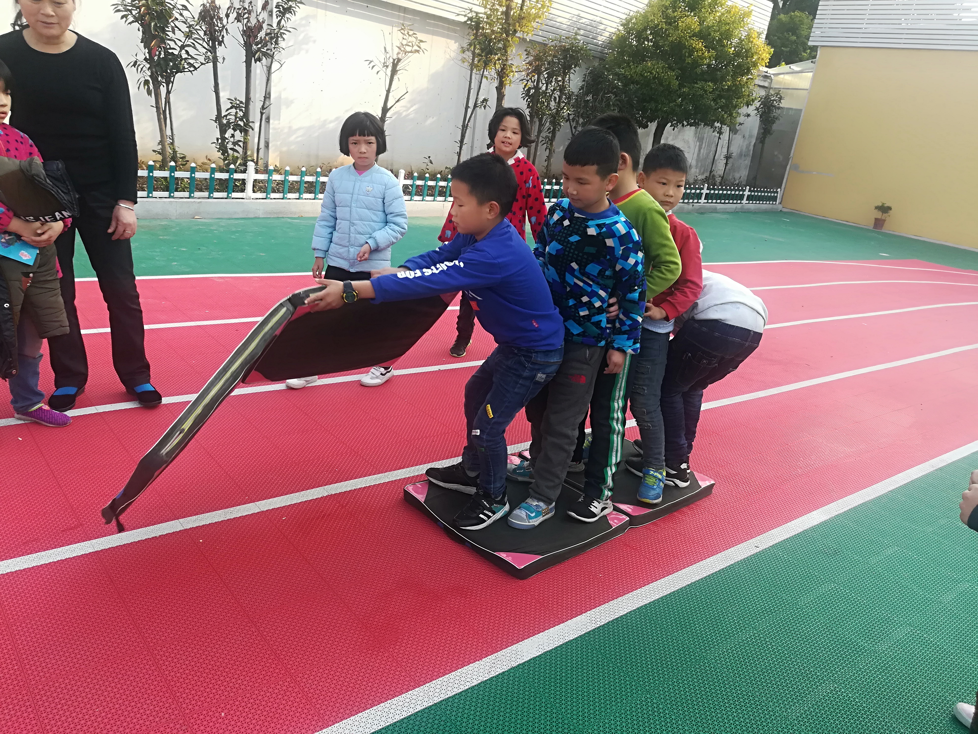 ���|Ů�ӌW(xu��)У