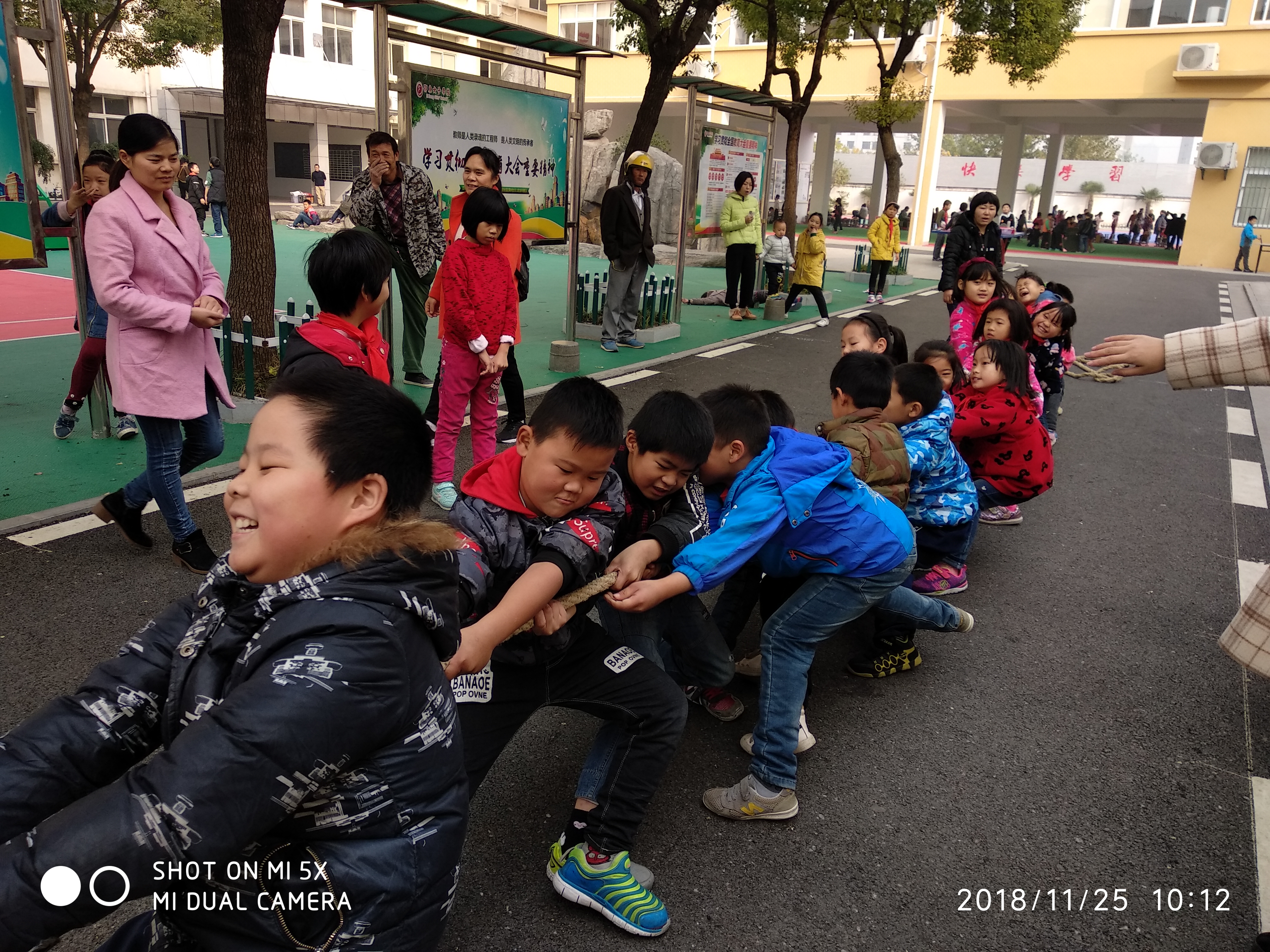 ���|Ů�ӌW(xu��)У