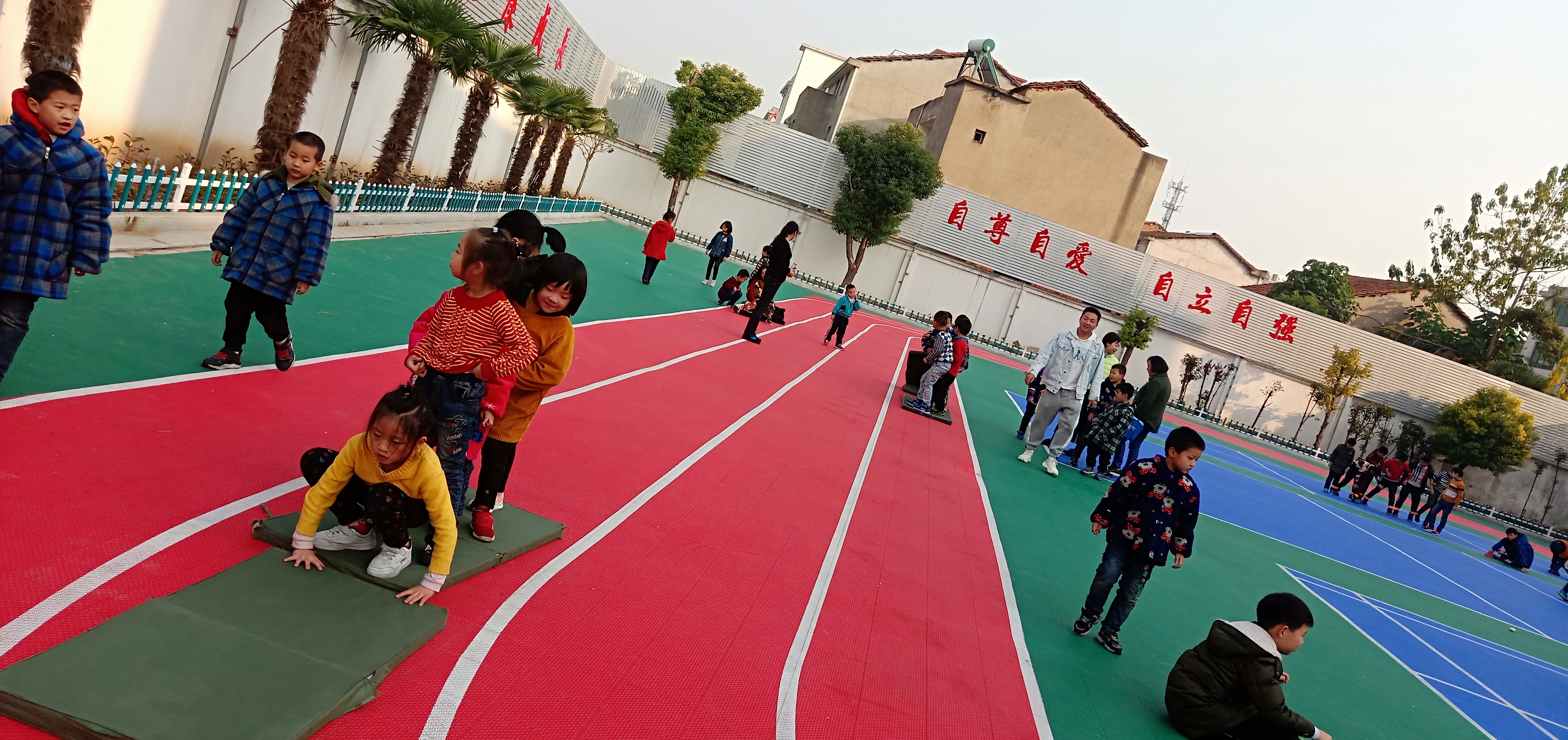 ���|Ů�ӌW(xu��)У