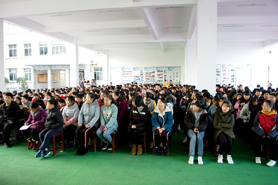 ���|Ů�ӌW(xu��)У