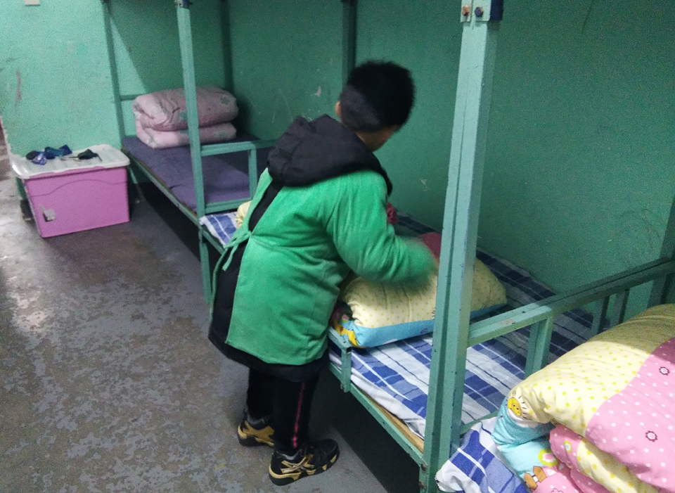 ���|Ů�ӌWУ