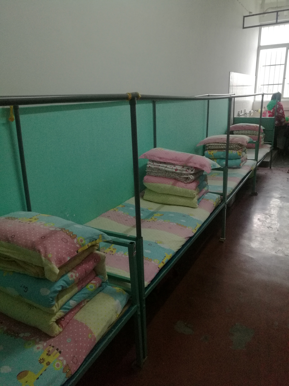 ���|Ů�ӌWУ