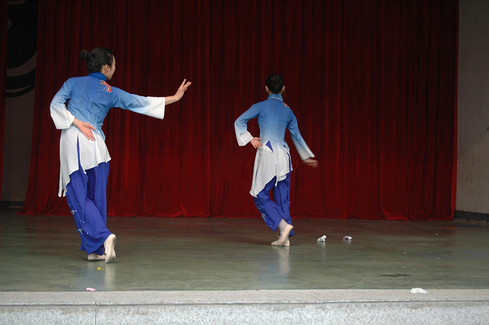 ���|Ů�ӌW(xu��)У