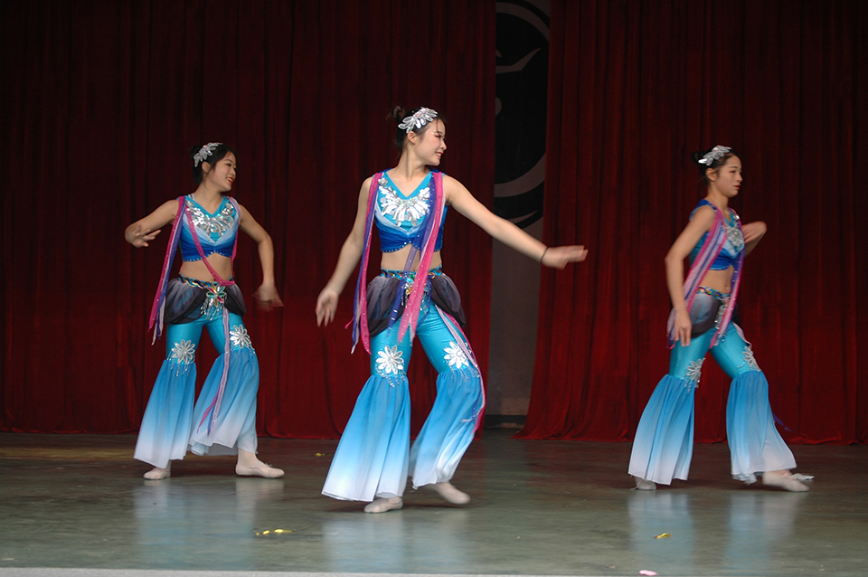 ���|Ů�ӌW(xu��)У