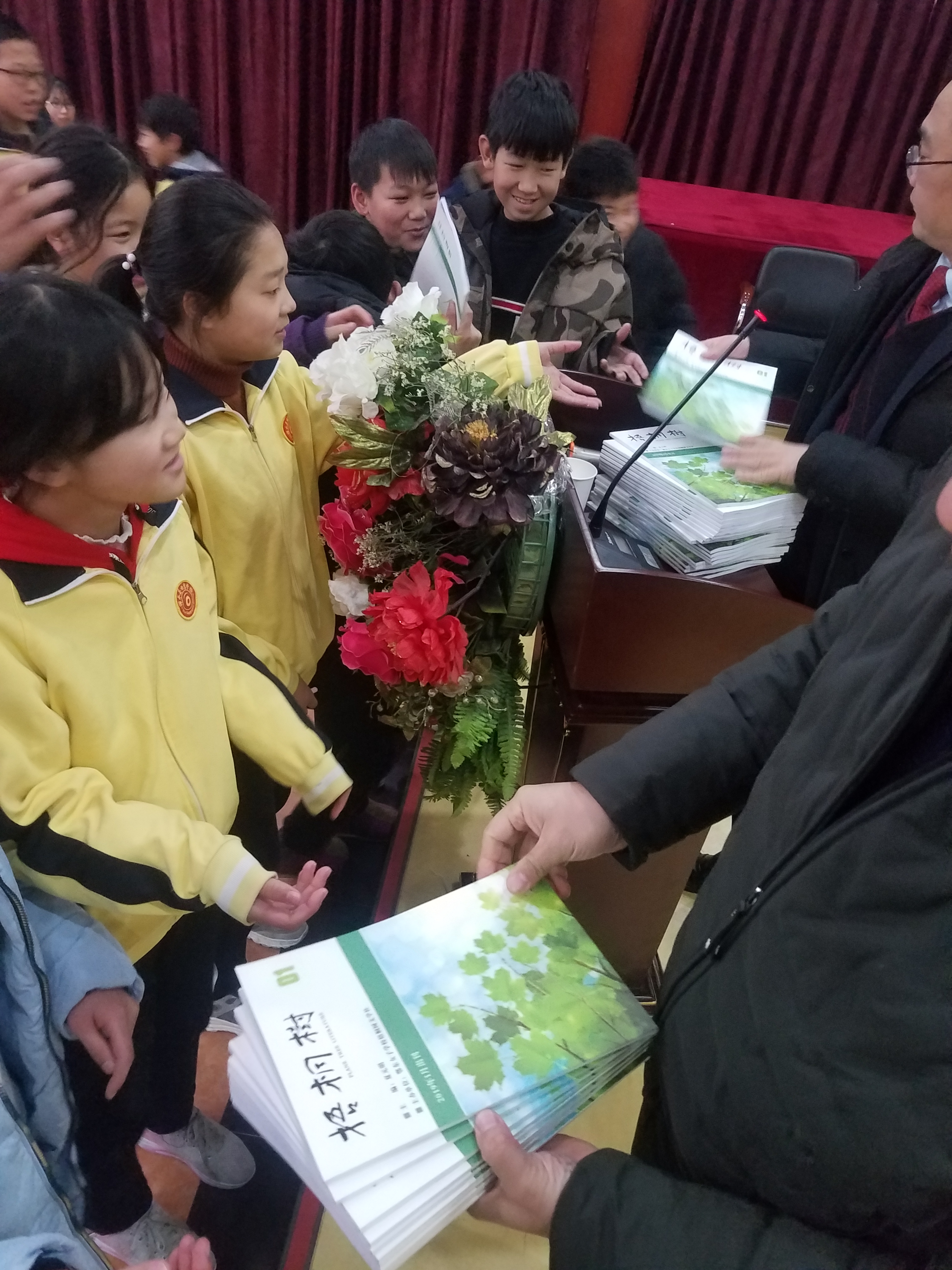 ���|Ů�ӌW(xu��)У