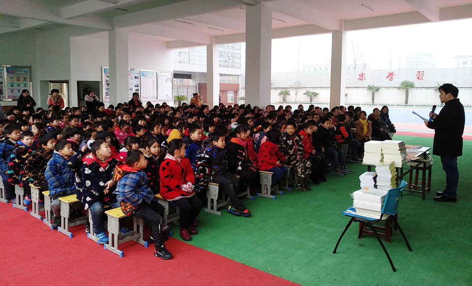 ���|Ů�ӌW(xu��)У