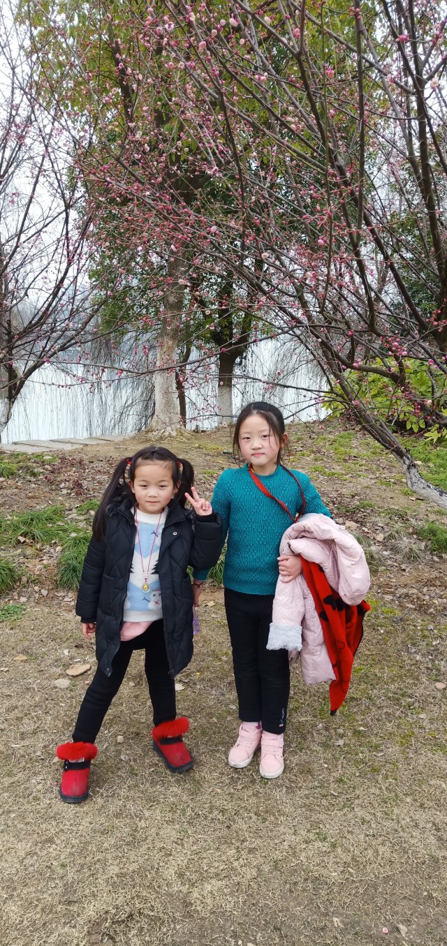 ���|Ů�ӌW(xu��)У