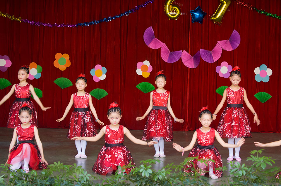 ���|Ů�ӌW(xu��)У