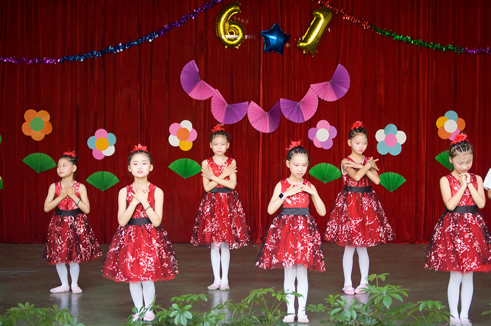 ���|Ů�ӌW(xu��)У