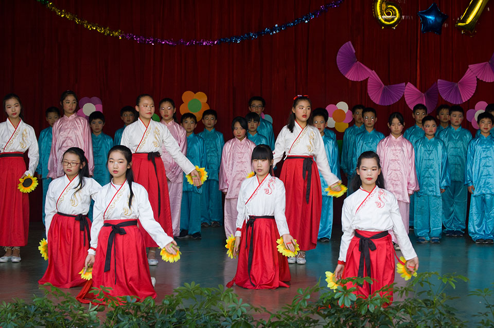 ���|Ů�ӌW(xu��)У