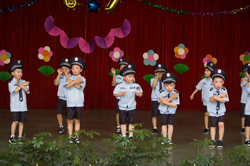 ���|Ů�ӌW(xu��)У