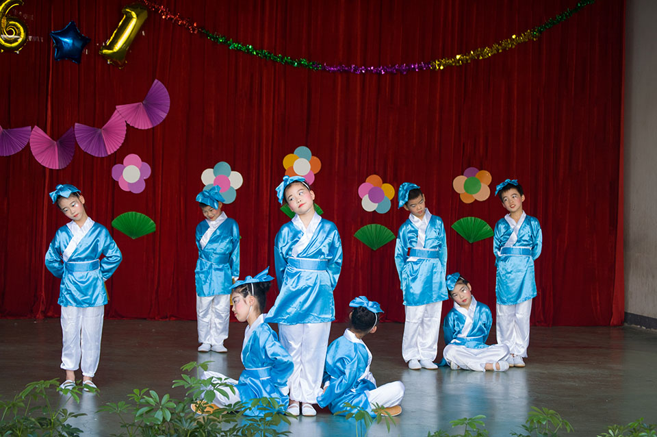 ���|Ů�ӌW(xu��)У