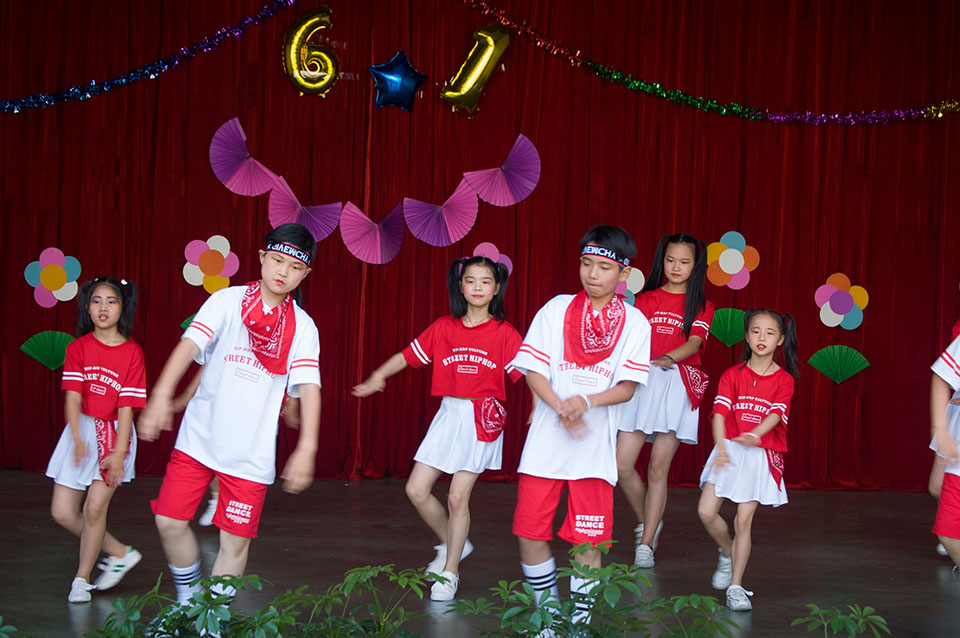 ���|Ů�ӌW(xu��)У