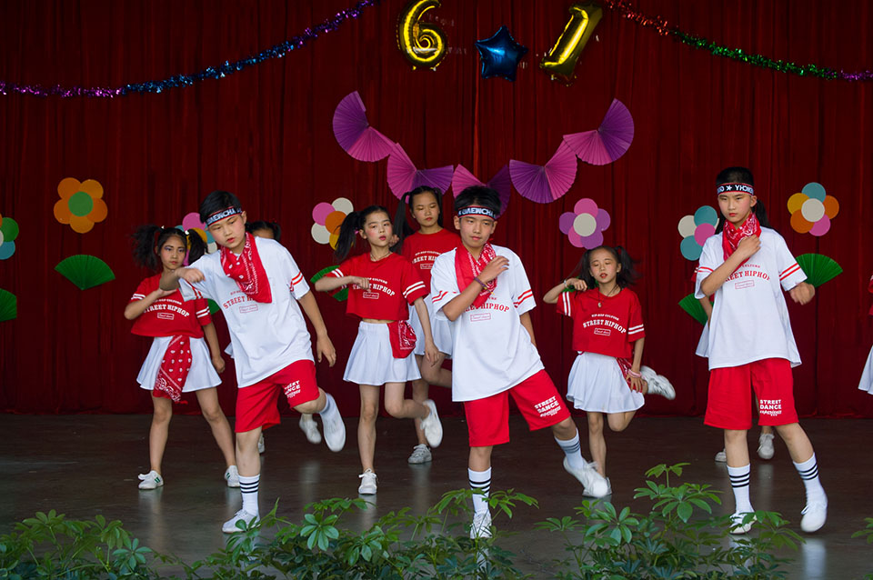 ���|Ů�ӌW(xu��)У