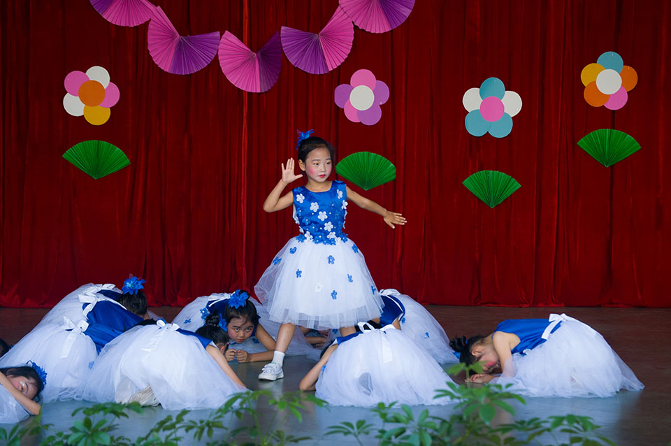 ���|Ů�ӌW(xu��)У