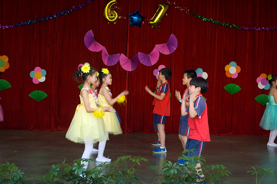 ���|Ů�ӌW(xu��)У