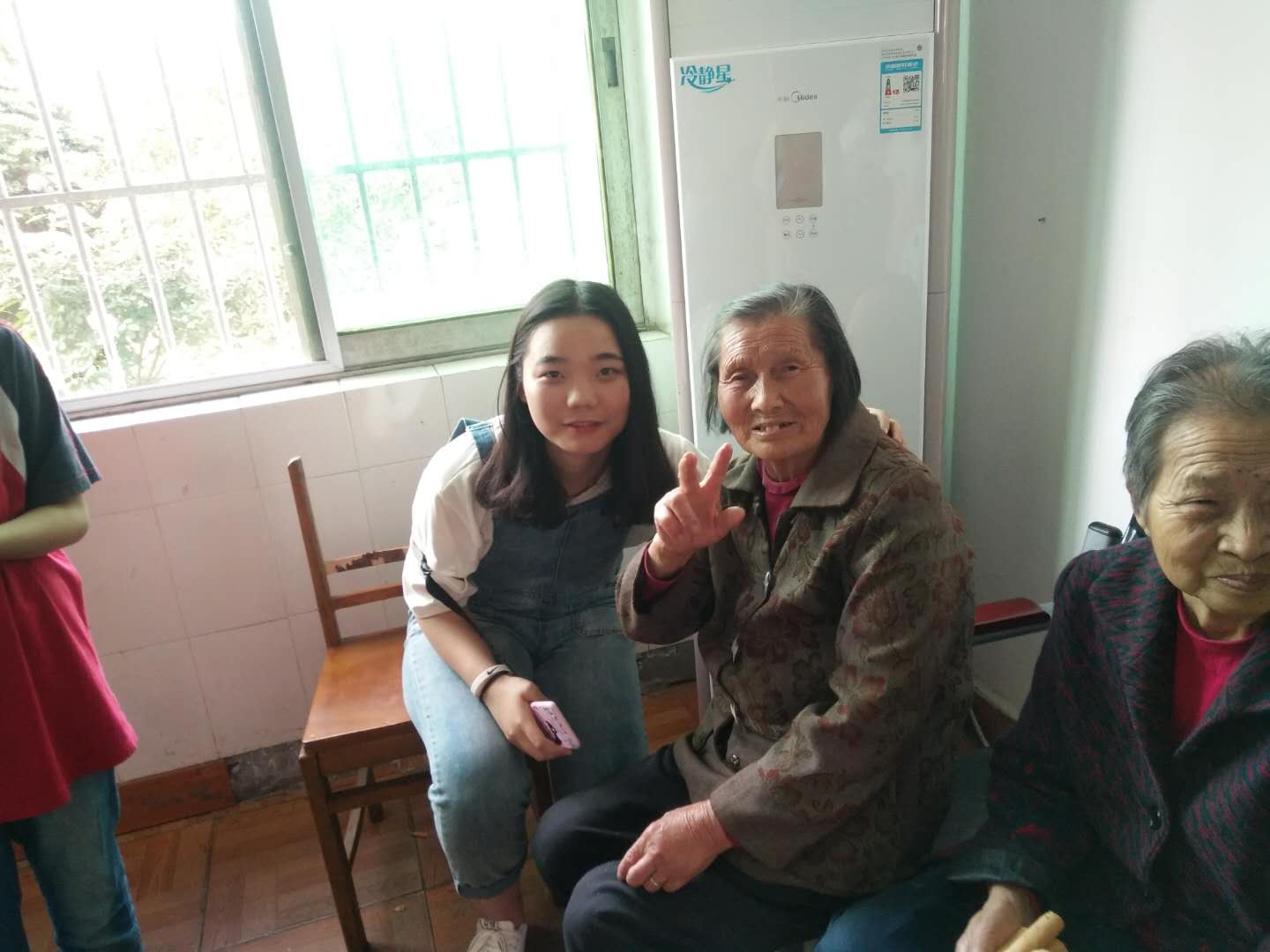 ���|Ů�ӌW(xu��)У