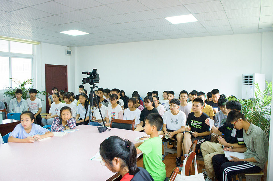 ���|Ů�ӌW(xu��)У