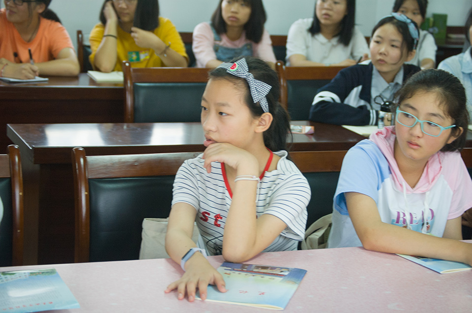 ���|Ů�ӌW(xu��)У